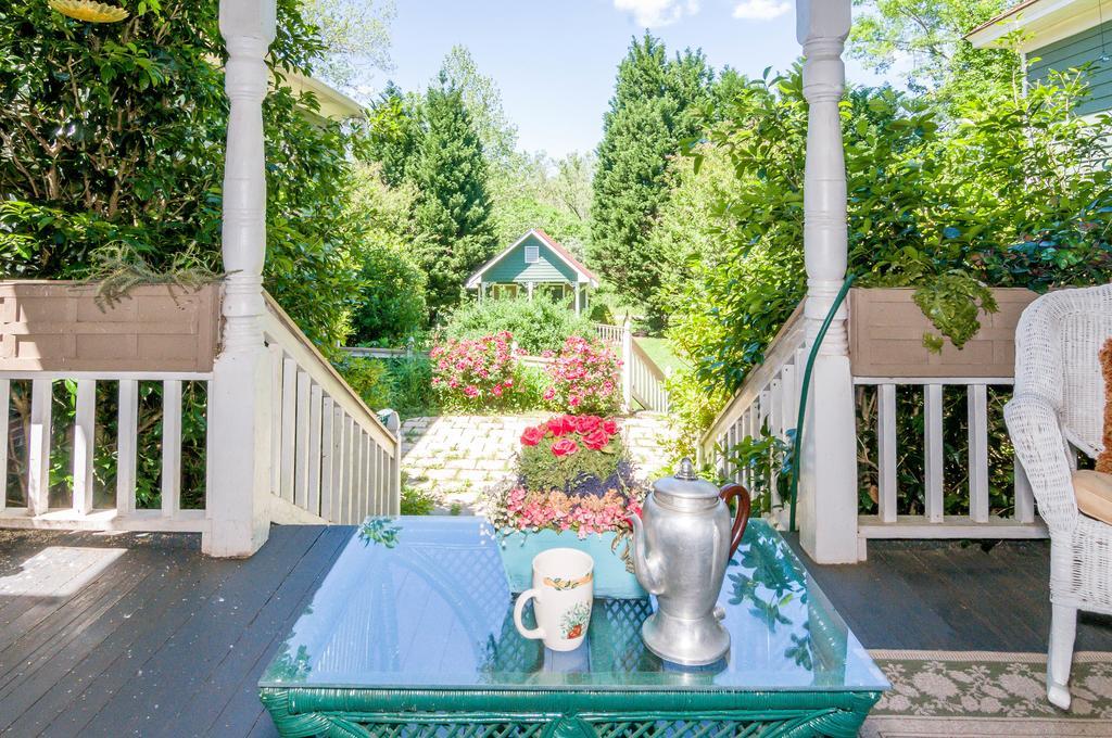 Bed and breakfast Holly House Of Hamilton Extérieur photo