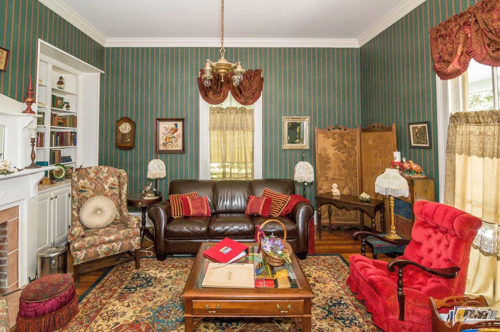 Bed and breakfast Holly House Of Hamilton Extérieur photo